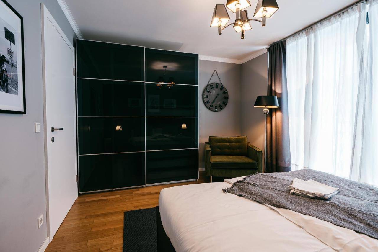 Luxury Downtown Appartement Mit Garage Грац Екстер'єр фото