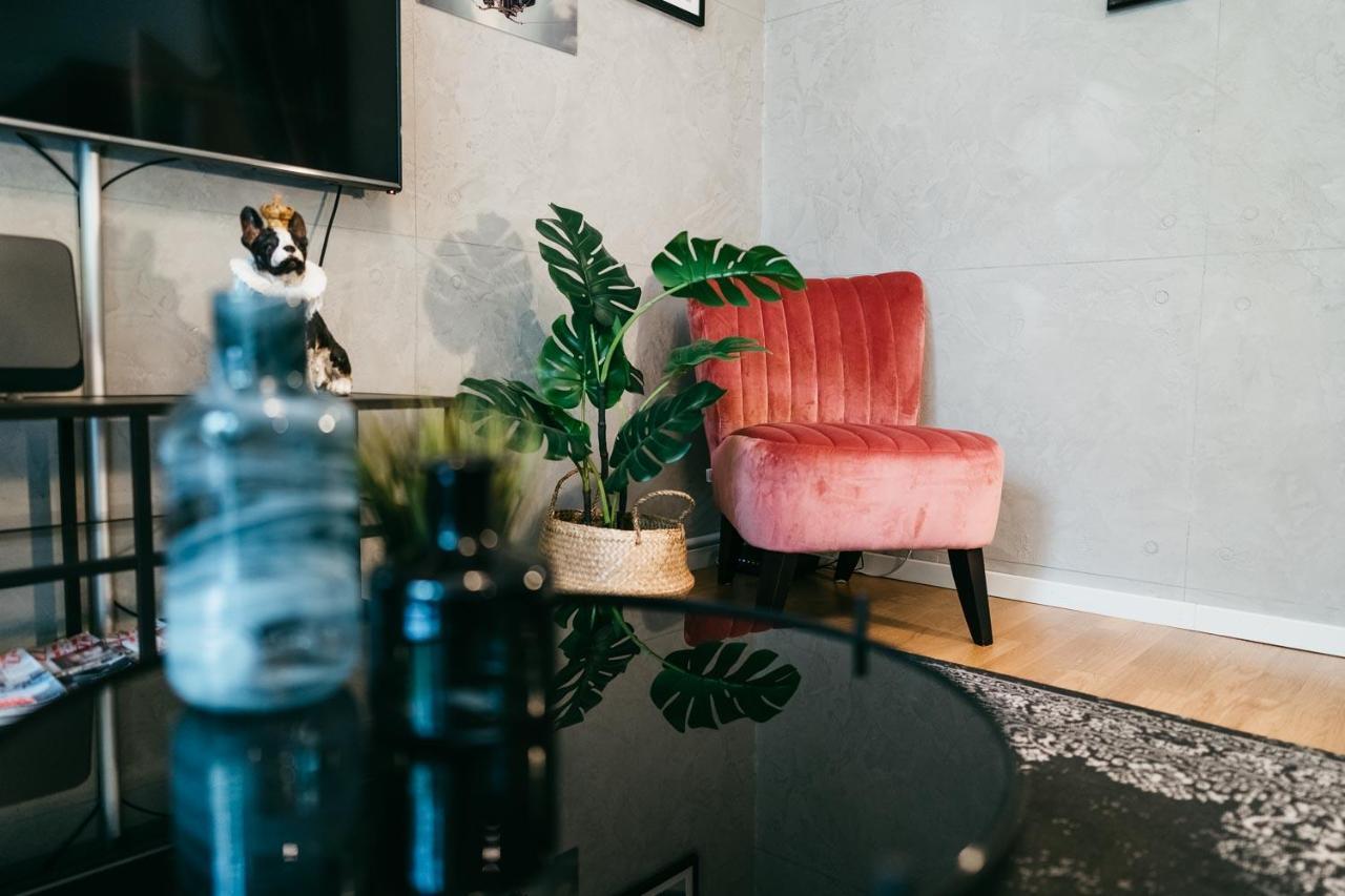 Luxury Downtown Appartement Mit Garage Грац Екстер'єр фото