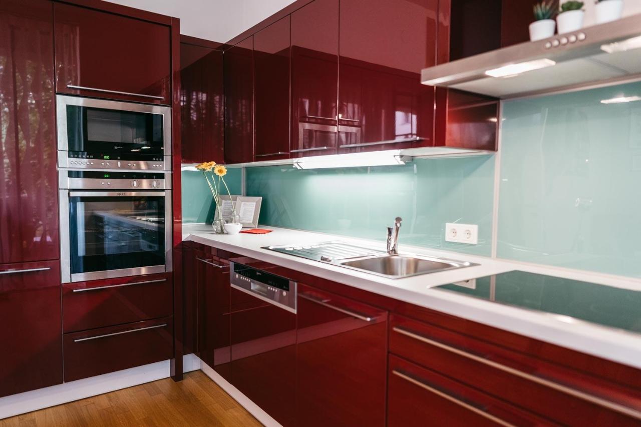 Luxury Downtown Appartement Mit Garage Грац Екстер'єр фото